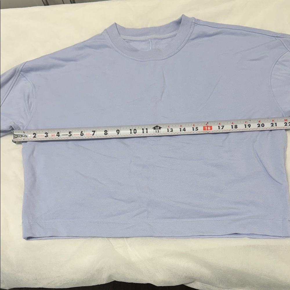 lululemon athletica Light Lavender Crop Top